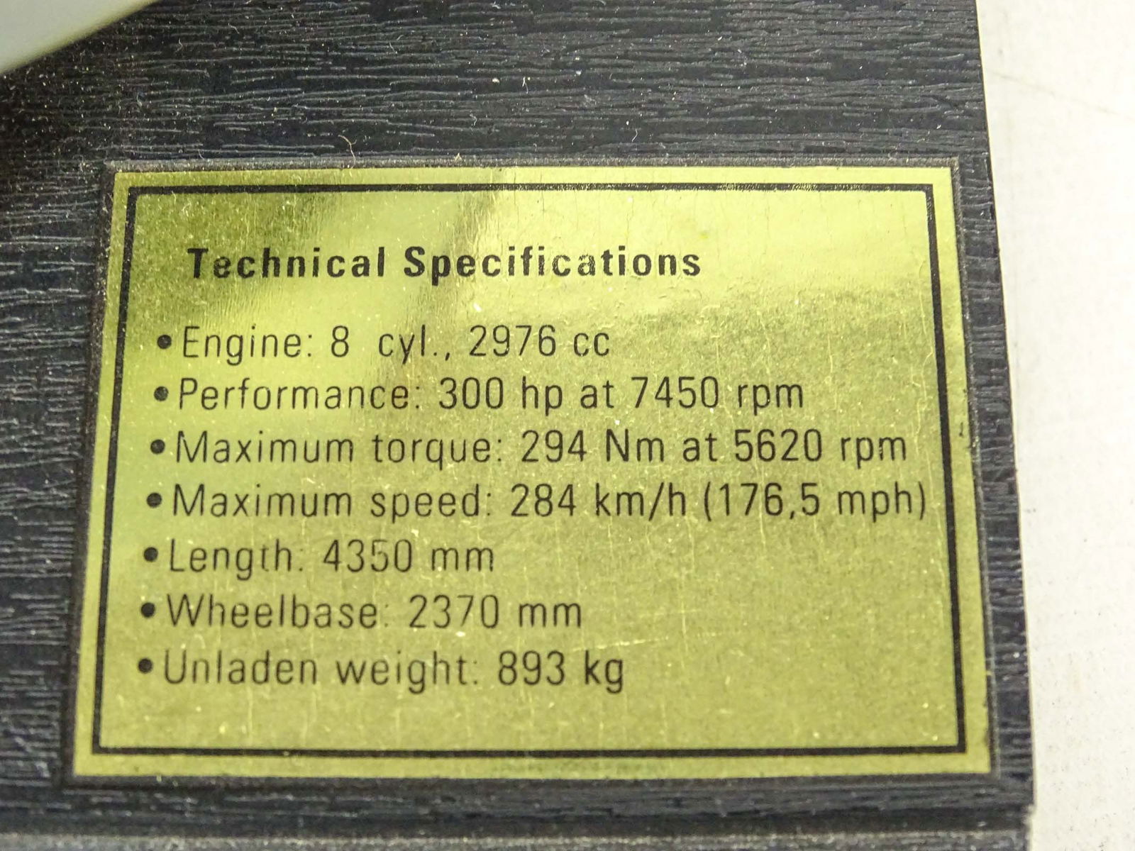 Pair Mercedes-Benz Models - 11