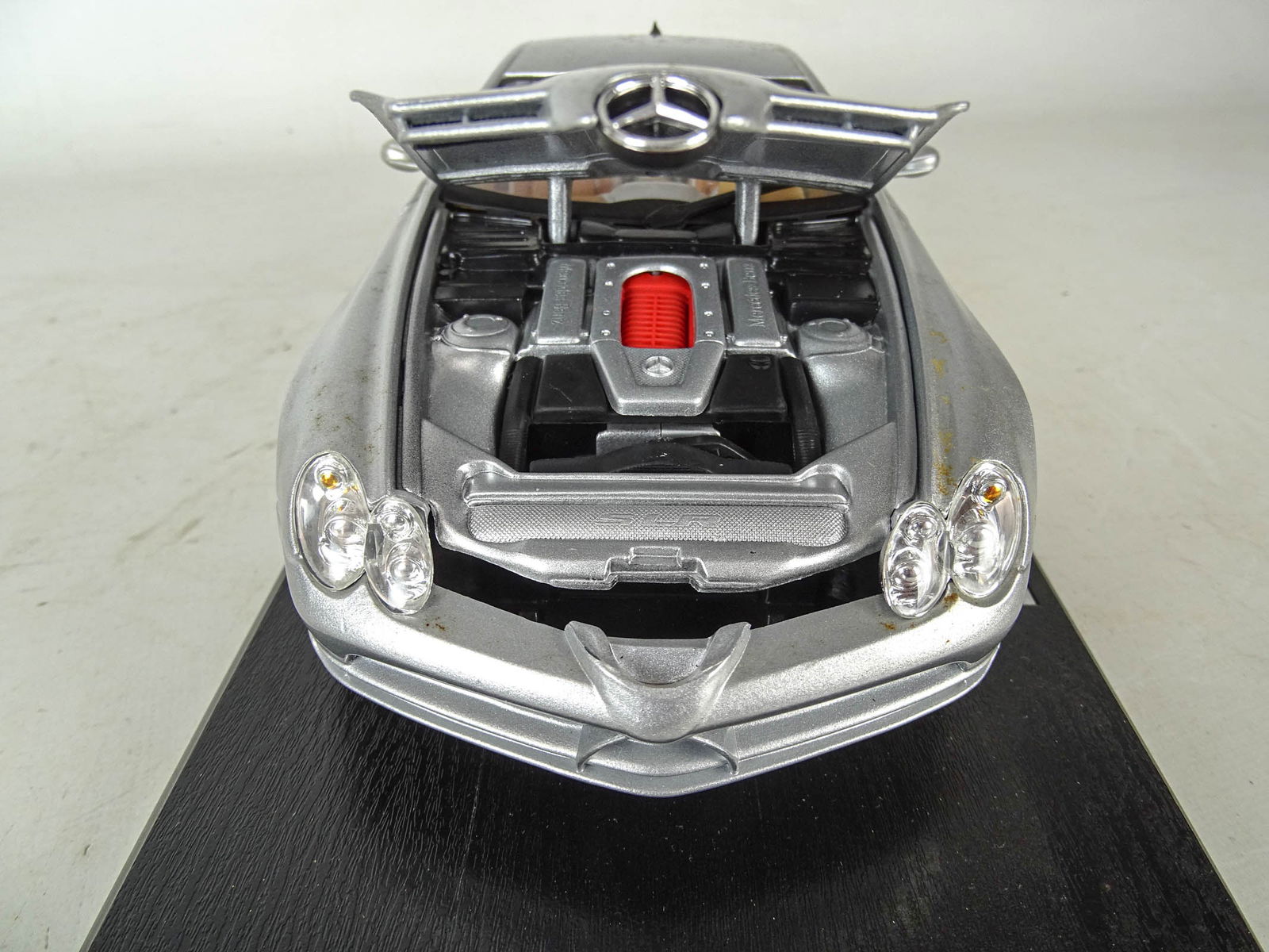 Pair Mercedes-Benz Models - 14