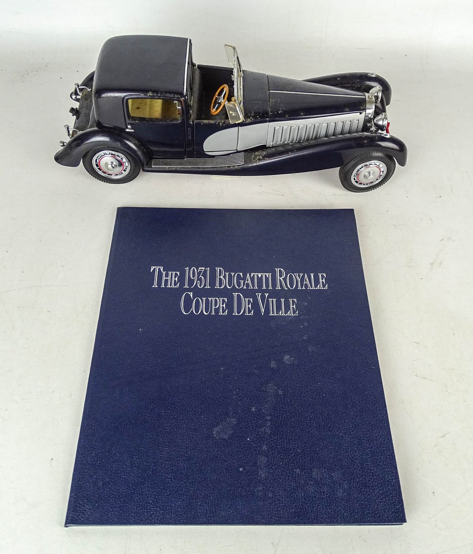 Franklin Mint Bugatti Royale: Frankin Mint, Bugatti Royale. 14 1/2" L..