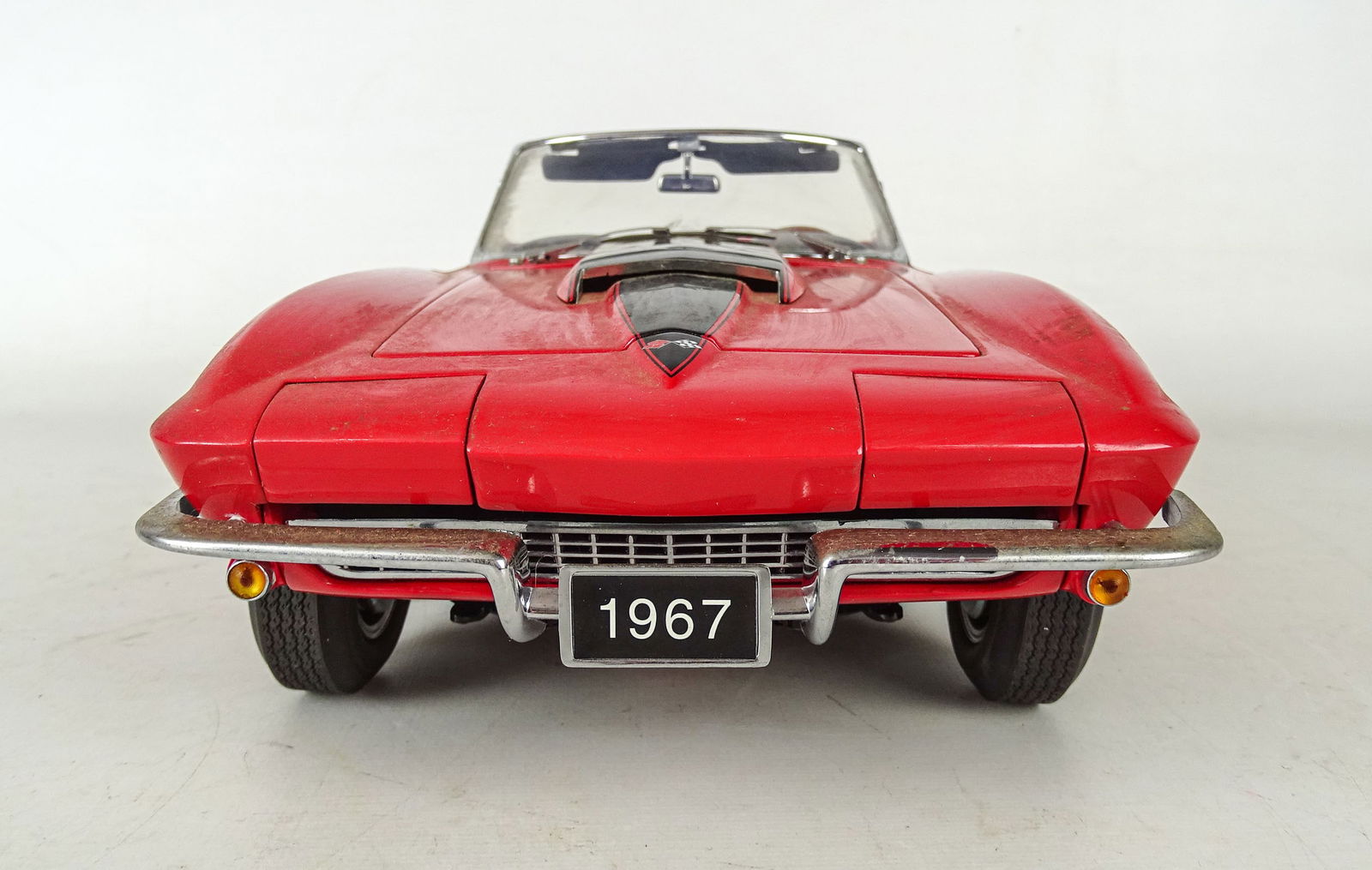 Franklin Mint Corvette Model - 10