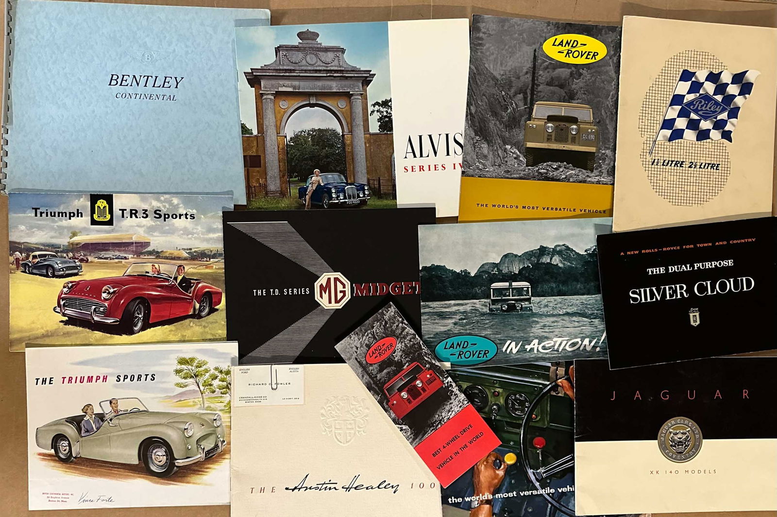 Lot Brochures & Manuals (1 of 1)