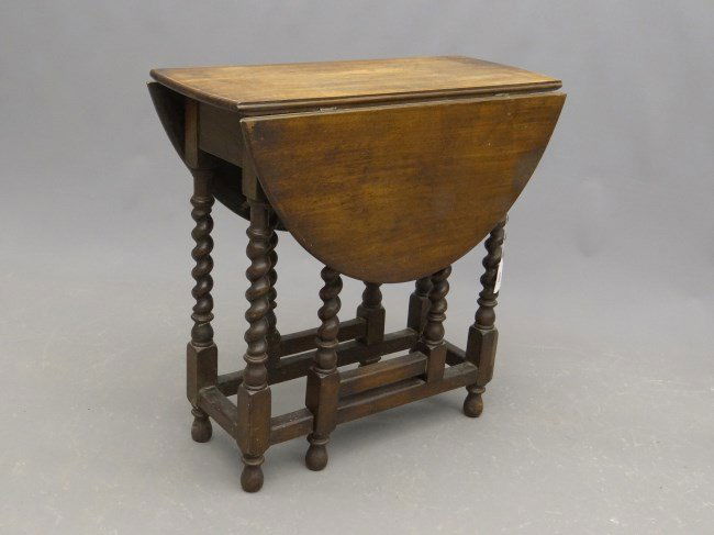 Dropleaf Table: C. 1940's twisted leg dropleaf table. Top 11 1/2" x 29" with 12" leaves, 28" Ht.