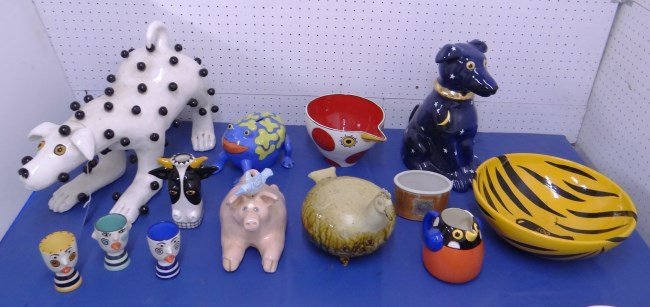 Art Pottery Signed "Palmer": Lot 13 pcs. art pottery, some pcs. signed "Palmer", includes 22" length dog.