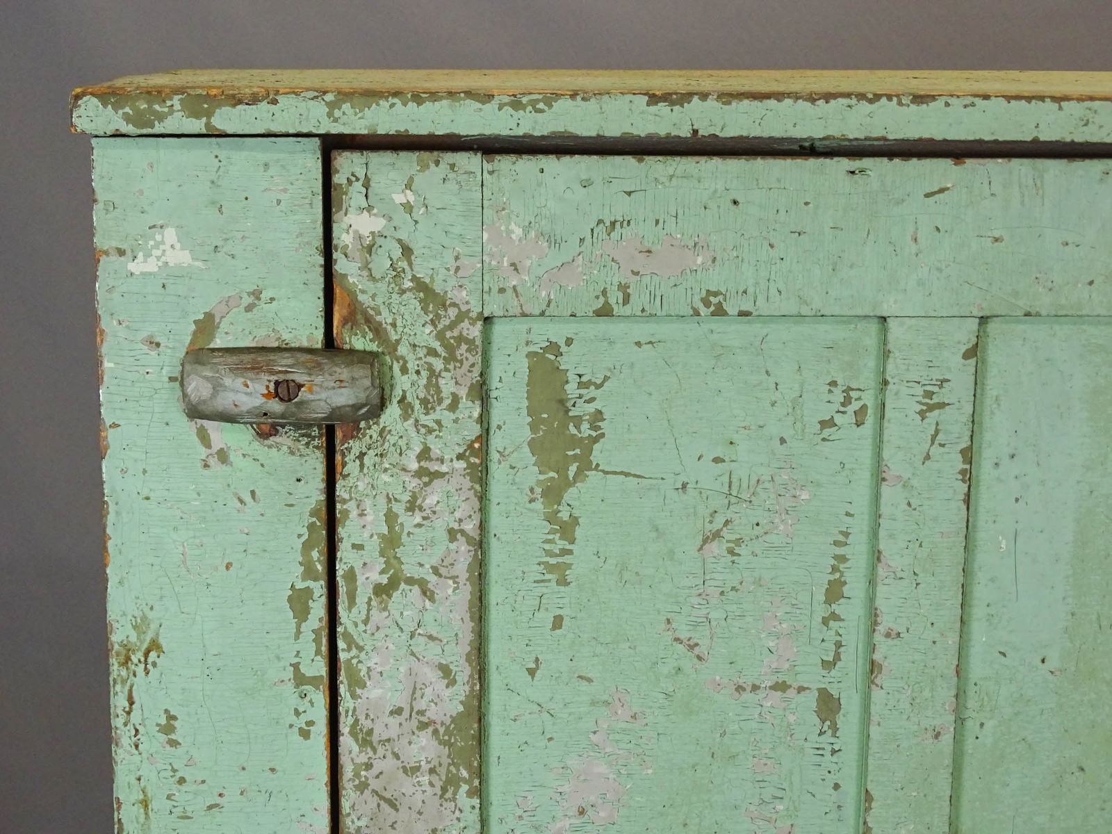 19th c. N.Y.S. Wall Cupboard - 6