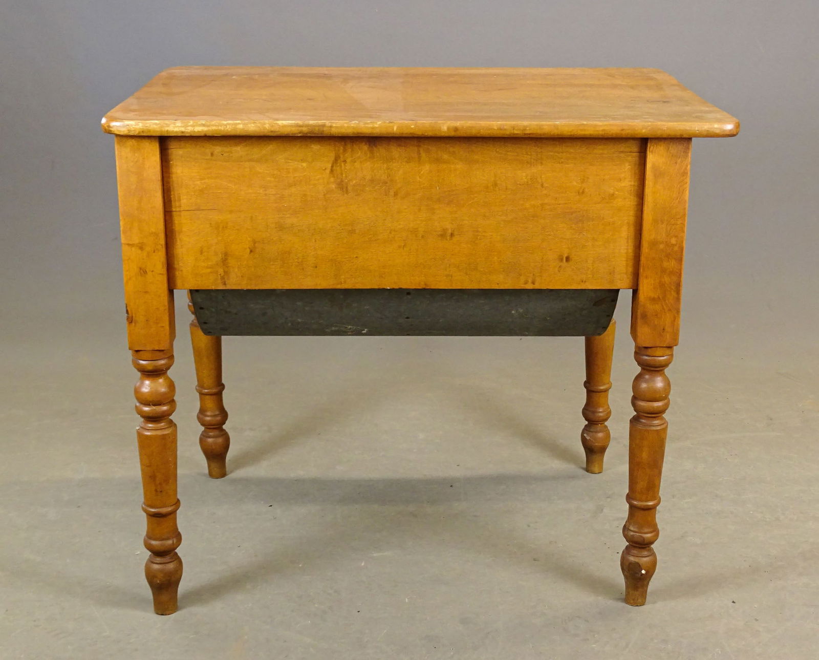 19th c. Bakers Table - 6