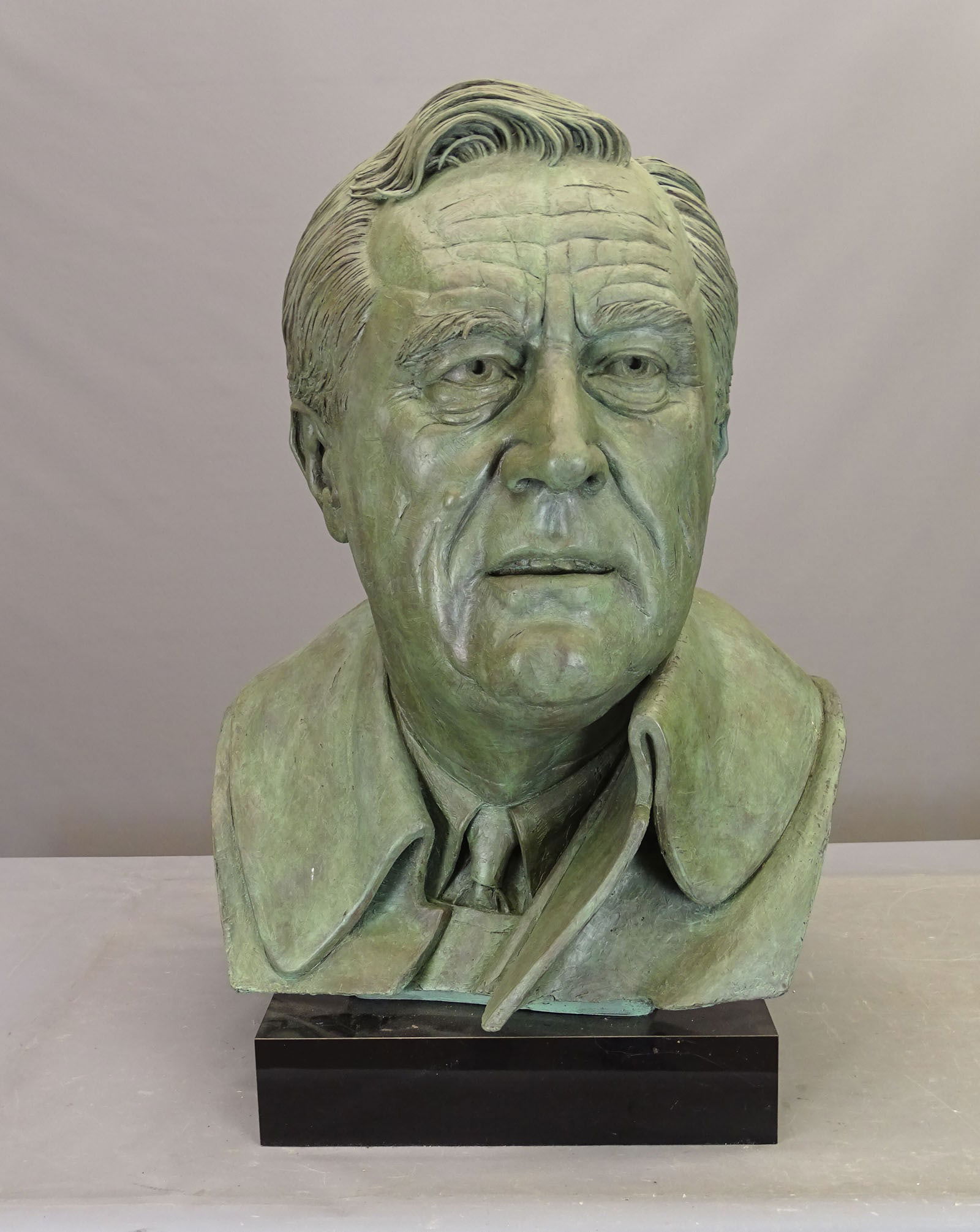 Neil Estern (1926-2019): Neil Estern (1926-2019), monumental head of Franklin Delano Roosevelt (from F.D.R. Memorial Washington D.C). Resin. Approx. 24" x 17" x 36" Ht.. Signed and dated. Provenance: Family of the artist.