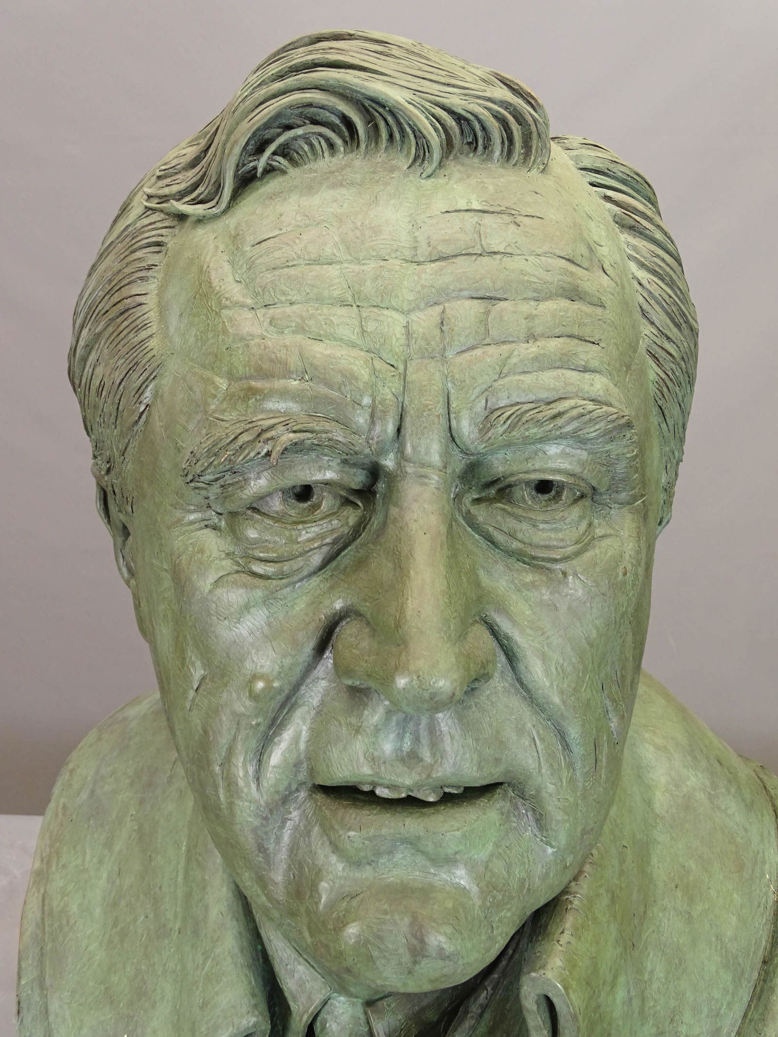 Neil Estern (1926-2019) - 2