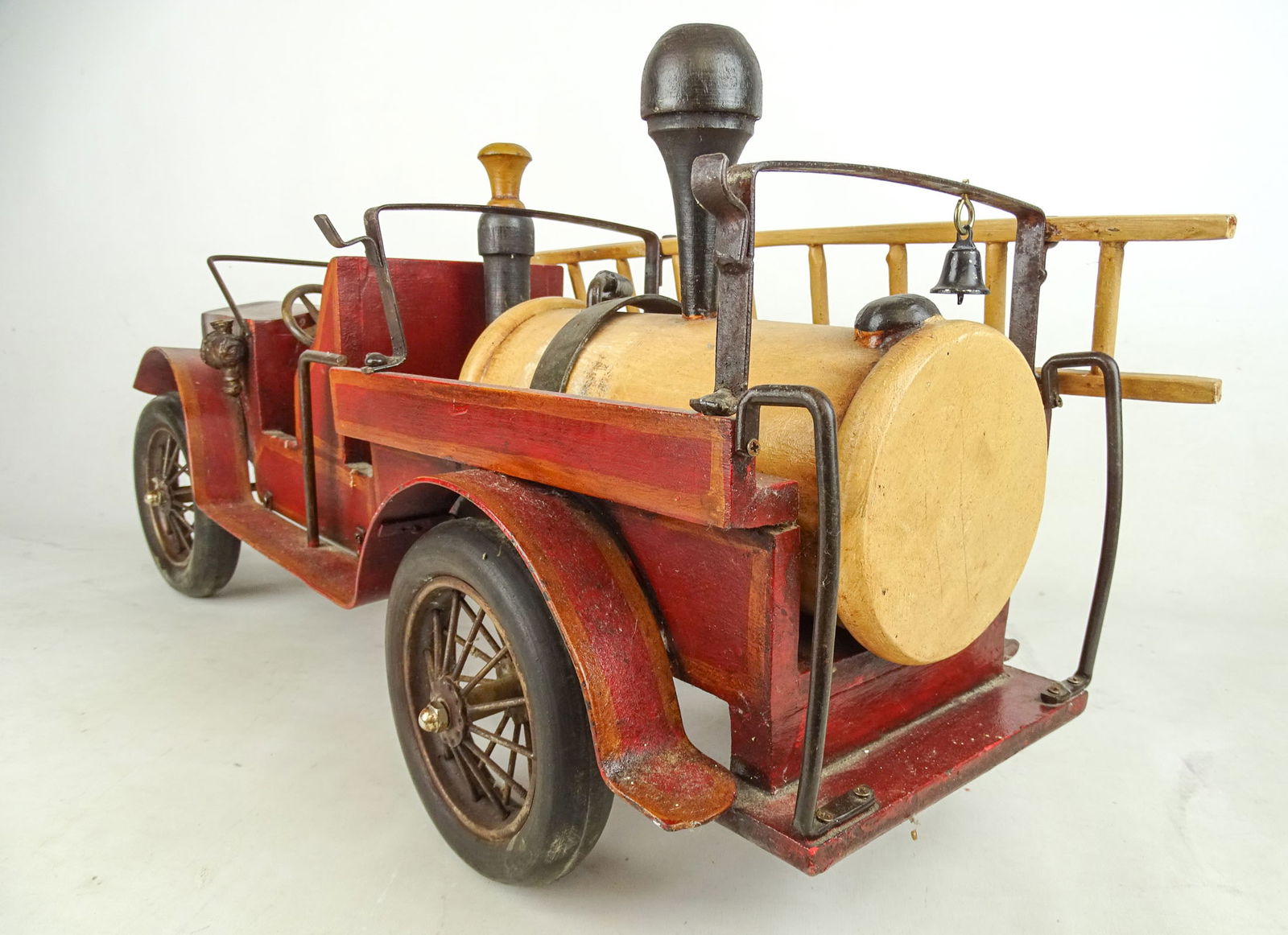 Resin Fire Pumper Truch - 4