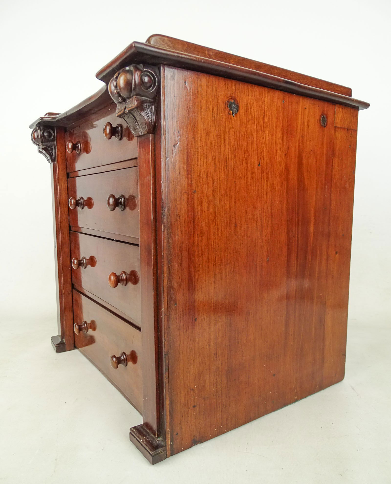 Wellington Lockside Miniature Chest - 6