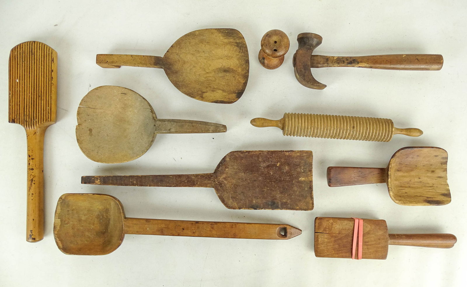 Woodenware Lot - 6