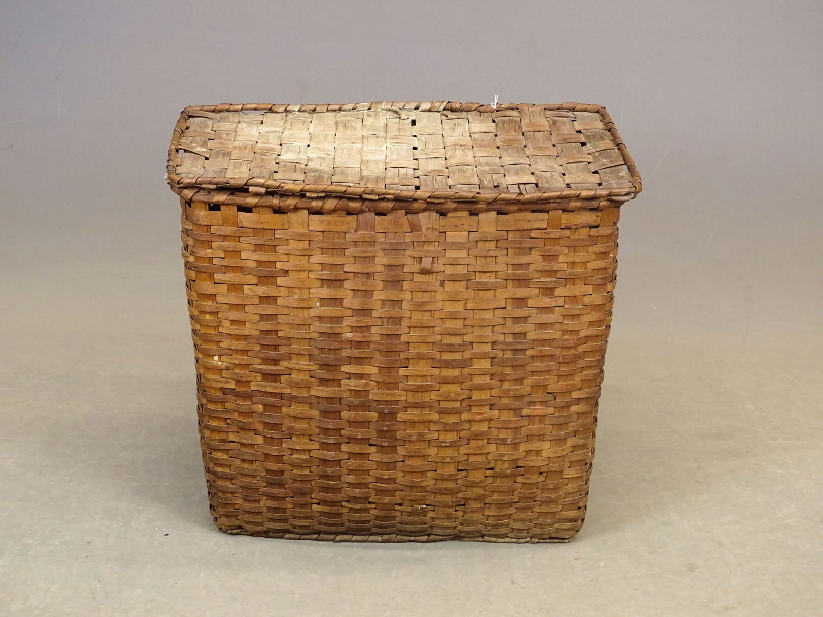 19th c. Lidded Storage Basket - 2