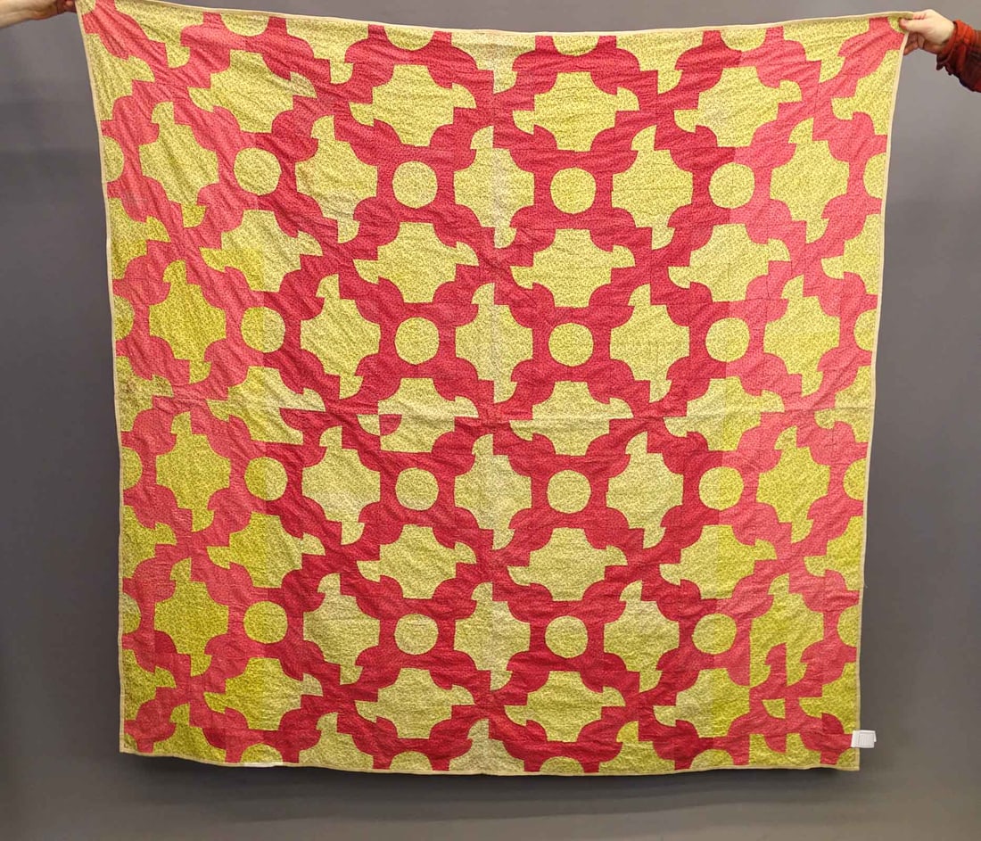 19th c. Quilt: 19th c. quilt "Robbing Peter to Pay Paul". Woven linen backing. 70" x 70".