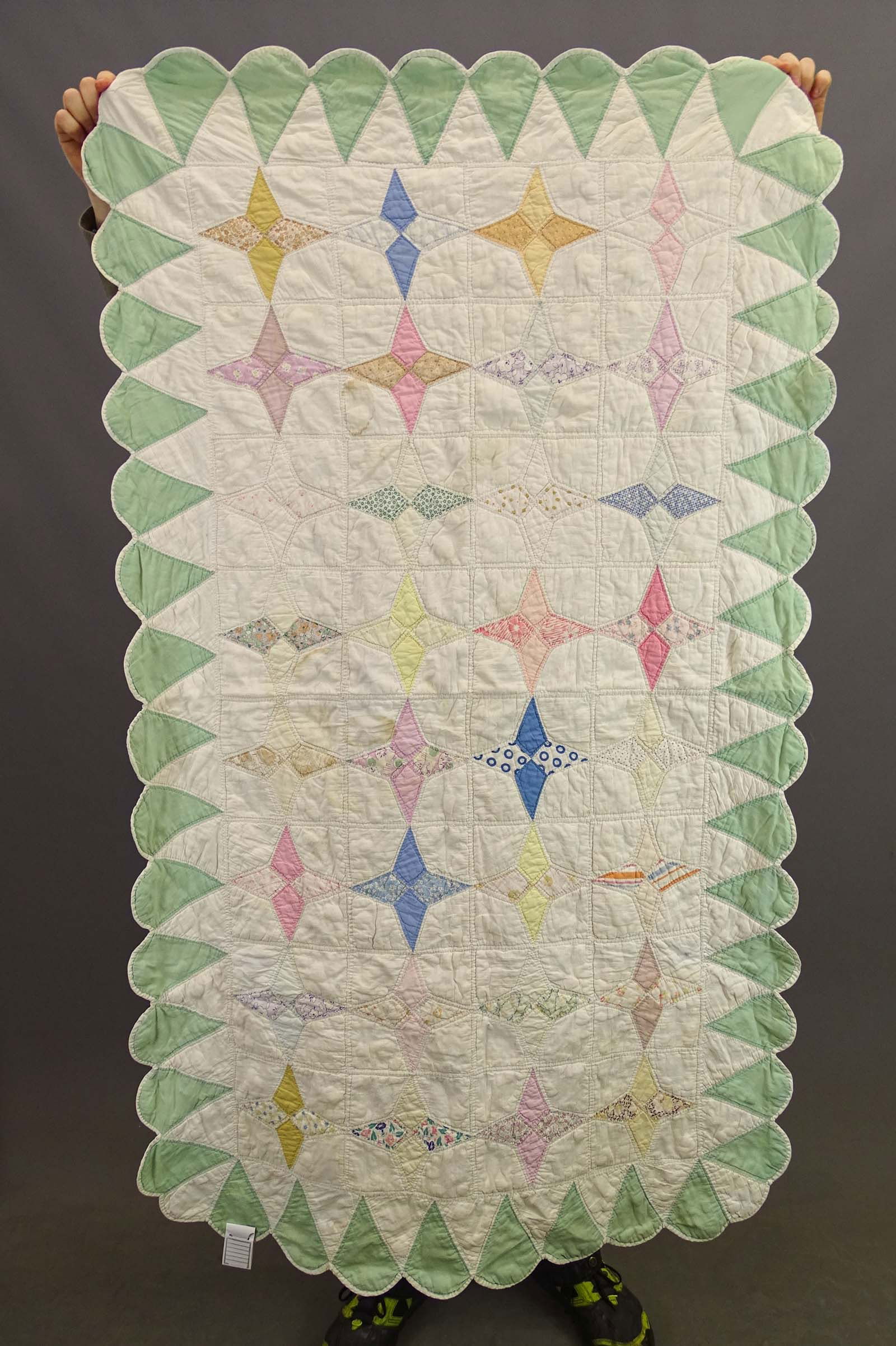 Crib Quilt: C. 1950 Pinwheel crib quilt. Ohio Amish. 41" zx 33 1/2".