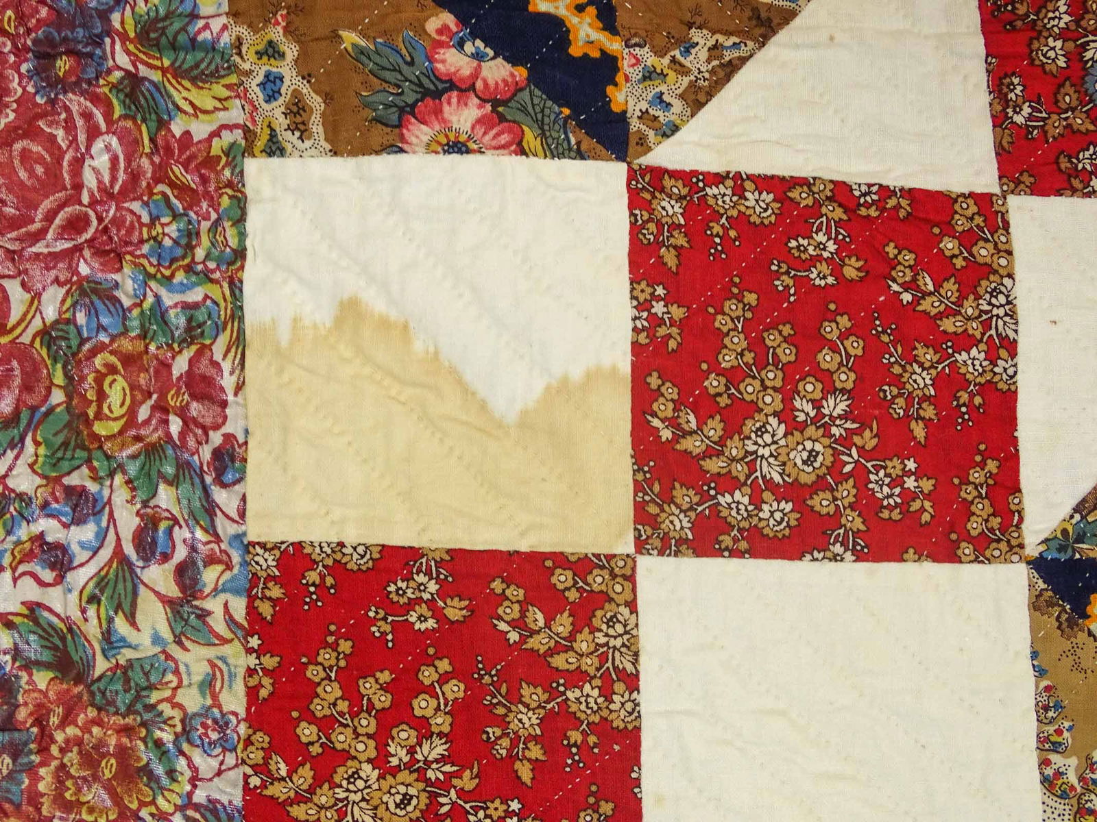 C. 1840 Chintz Border Quilt - 5
