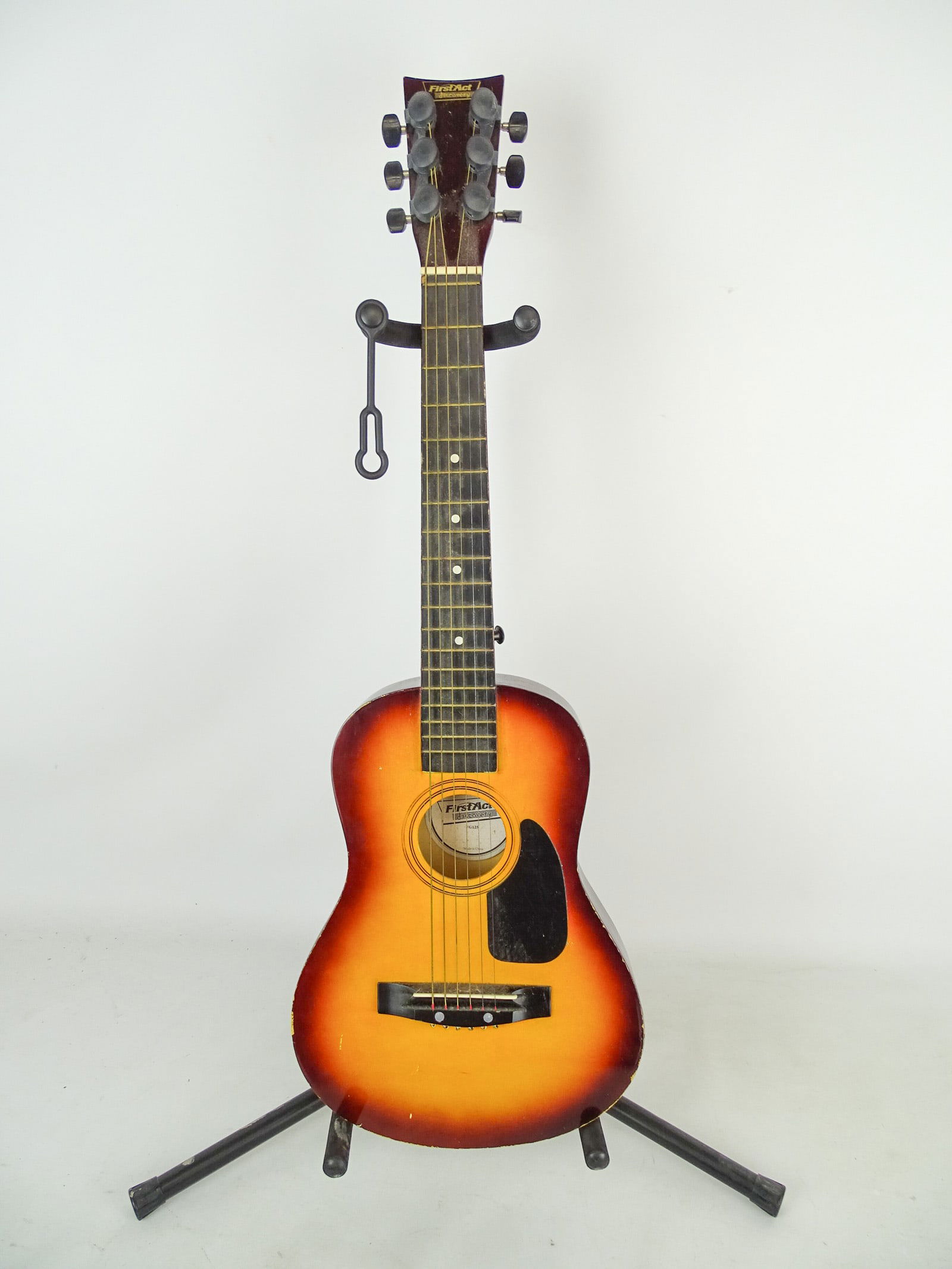 Guitar and Amplifier Lot - 13