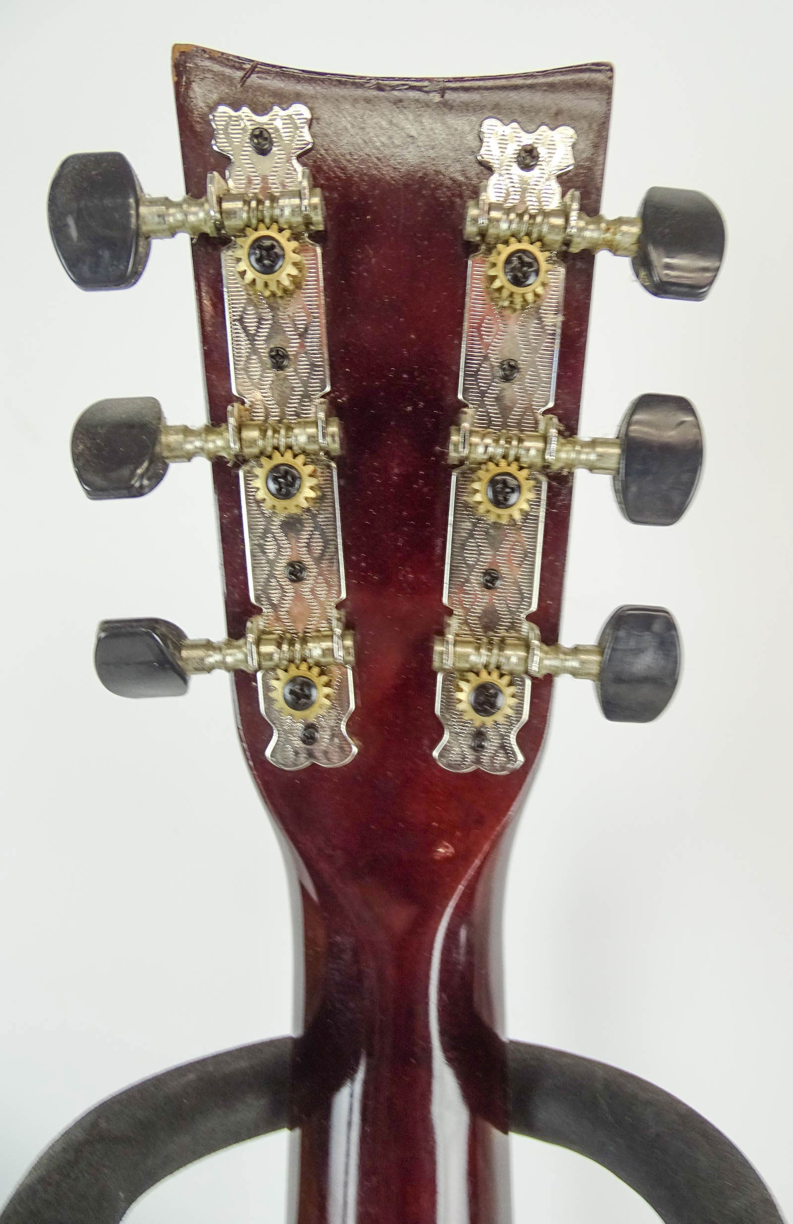 Guitar and Amplifier Lot - 18