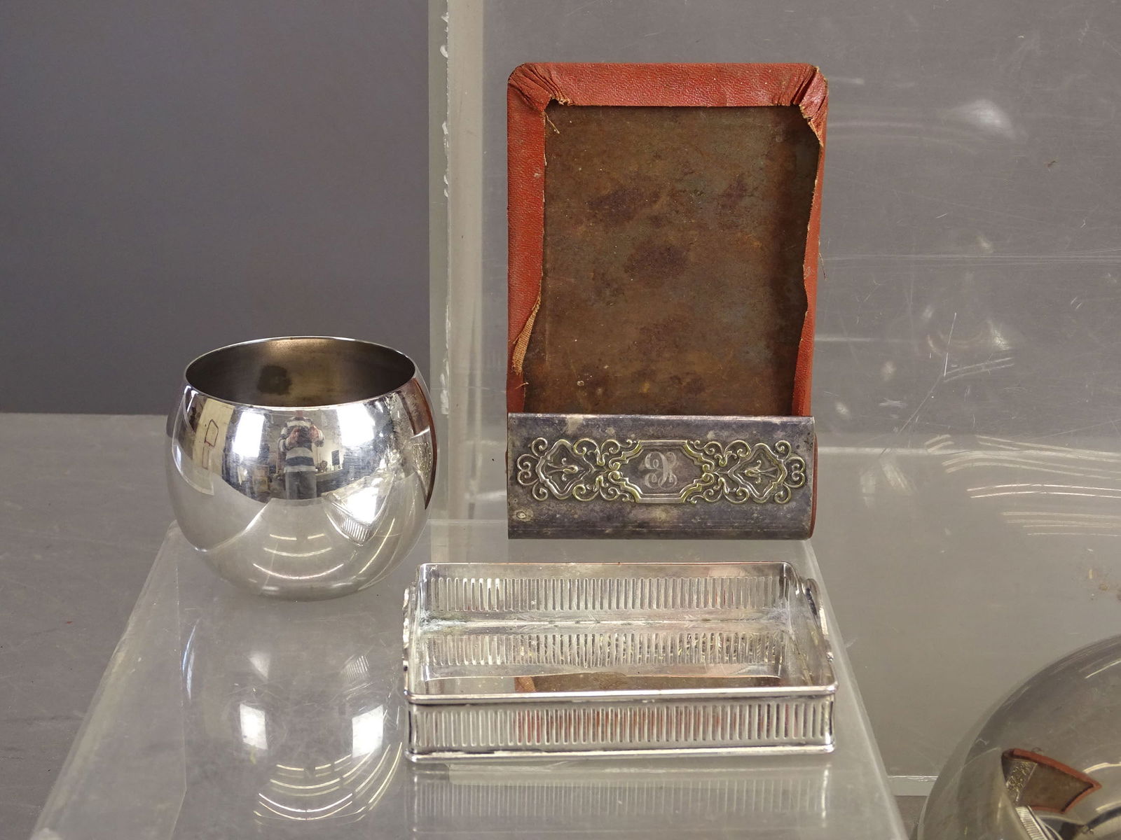 Silverplate Lot - 14