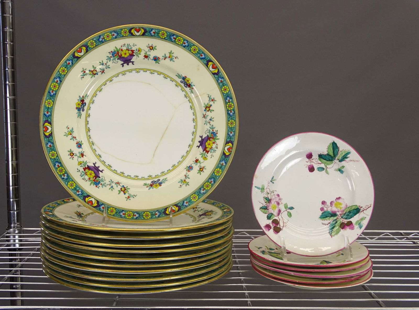 Porcelain Lot - 19