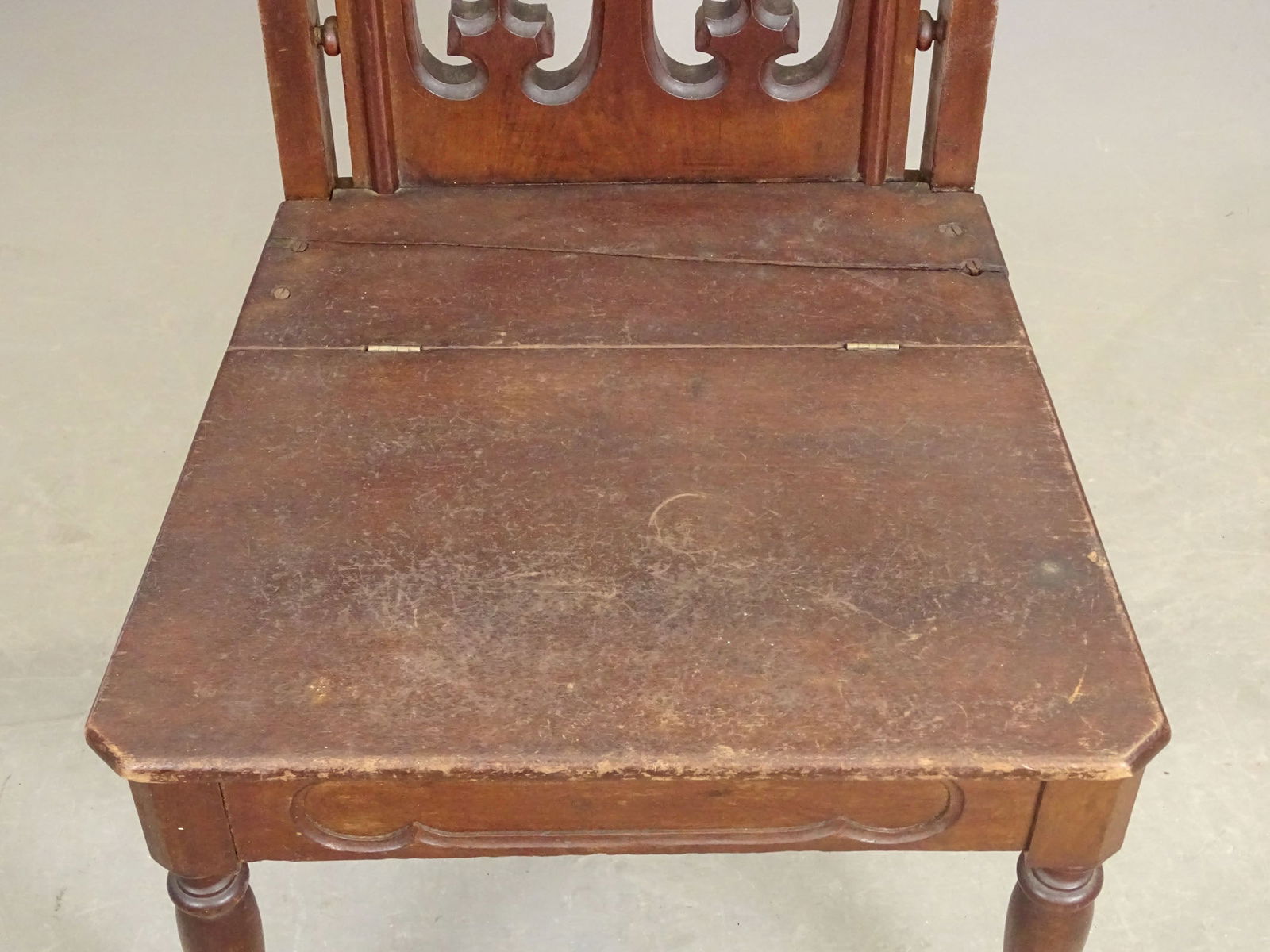 19th c. Gothic Chair - 3