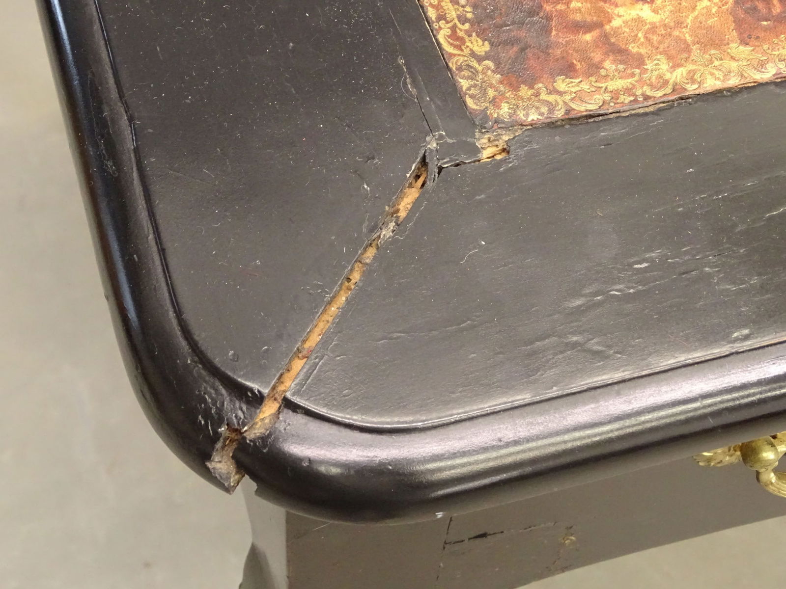 French Ebonized Desk - 10