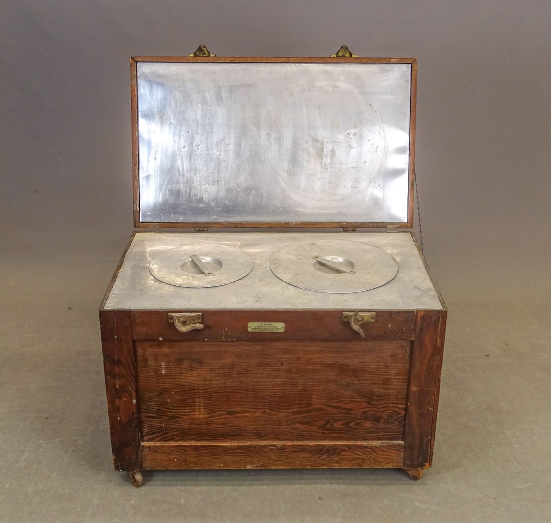 Vintage Ice Box - 5