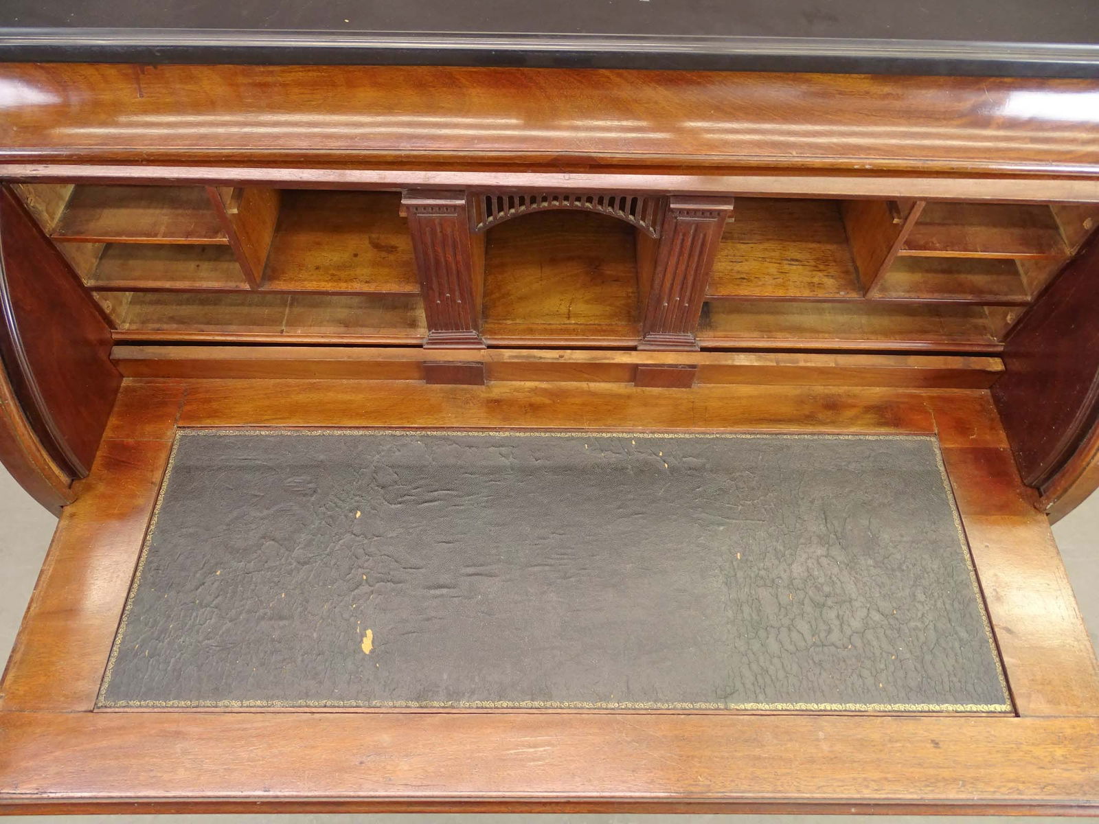 Continental Cylinder Desk - 7