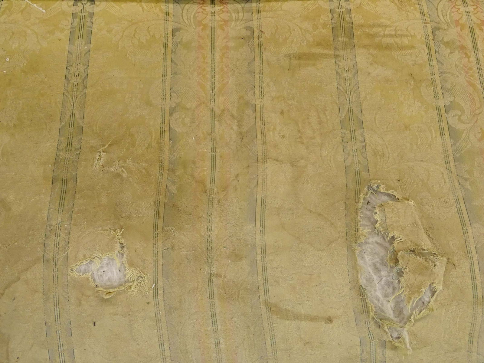 North Shore Settee - 4