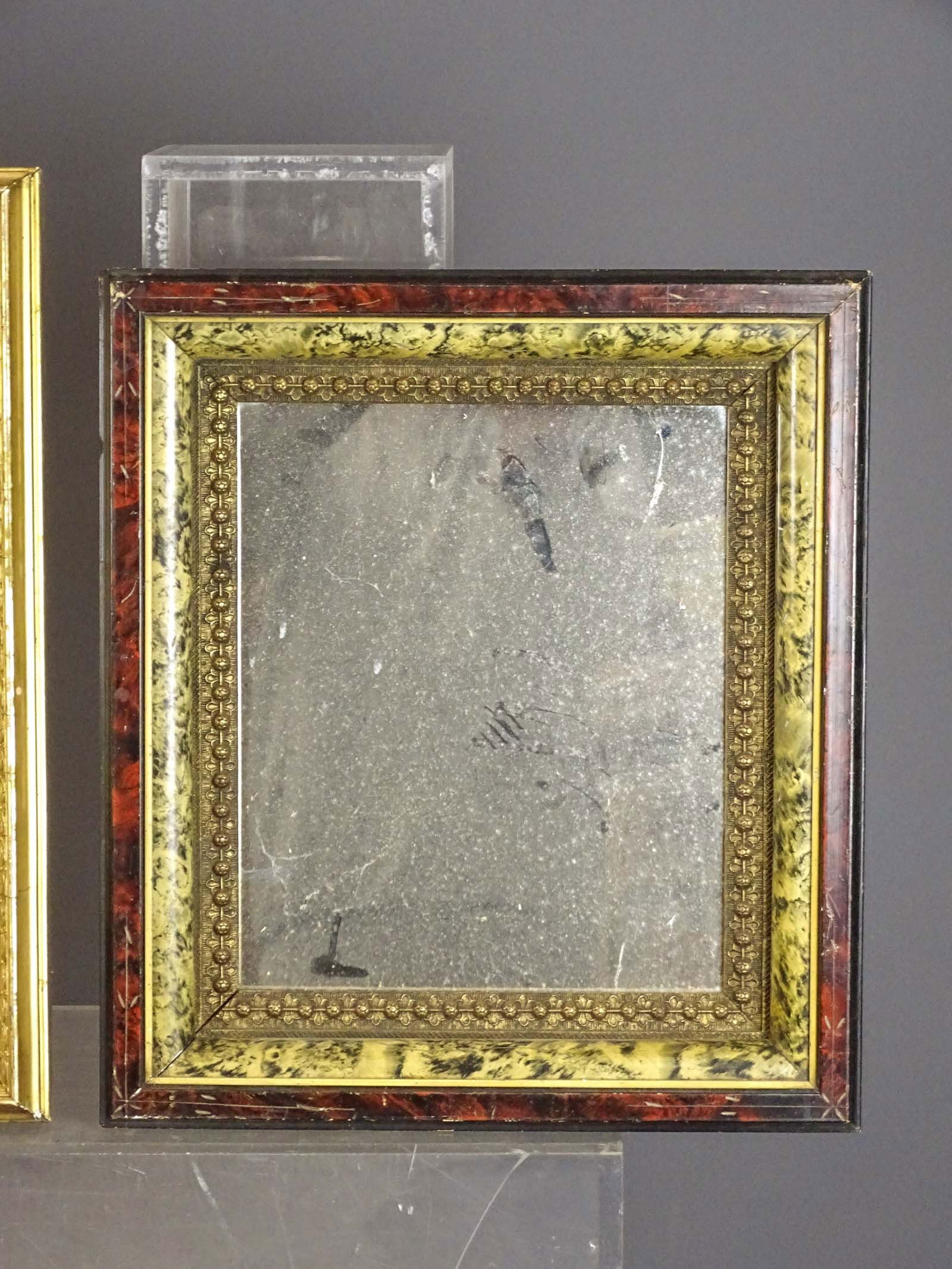 Early Frame Lot - 14