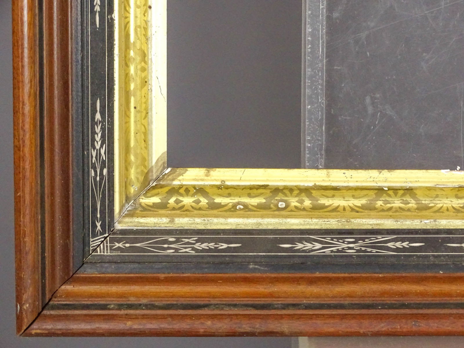 Early Frame Lot - 17