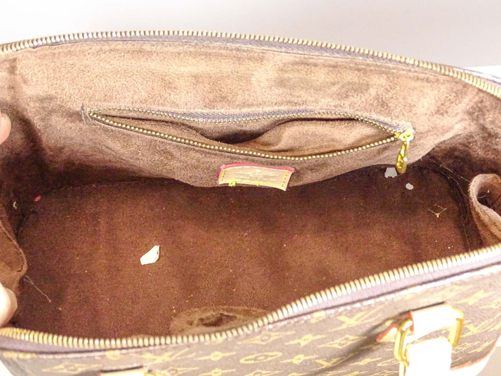 Louis Vuitton Style Lot - 12