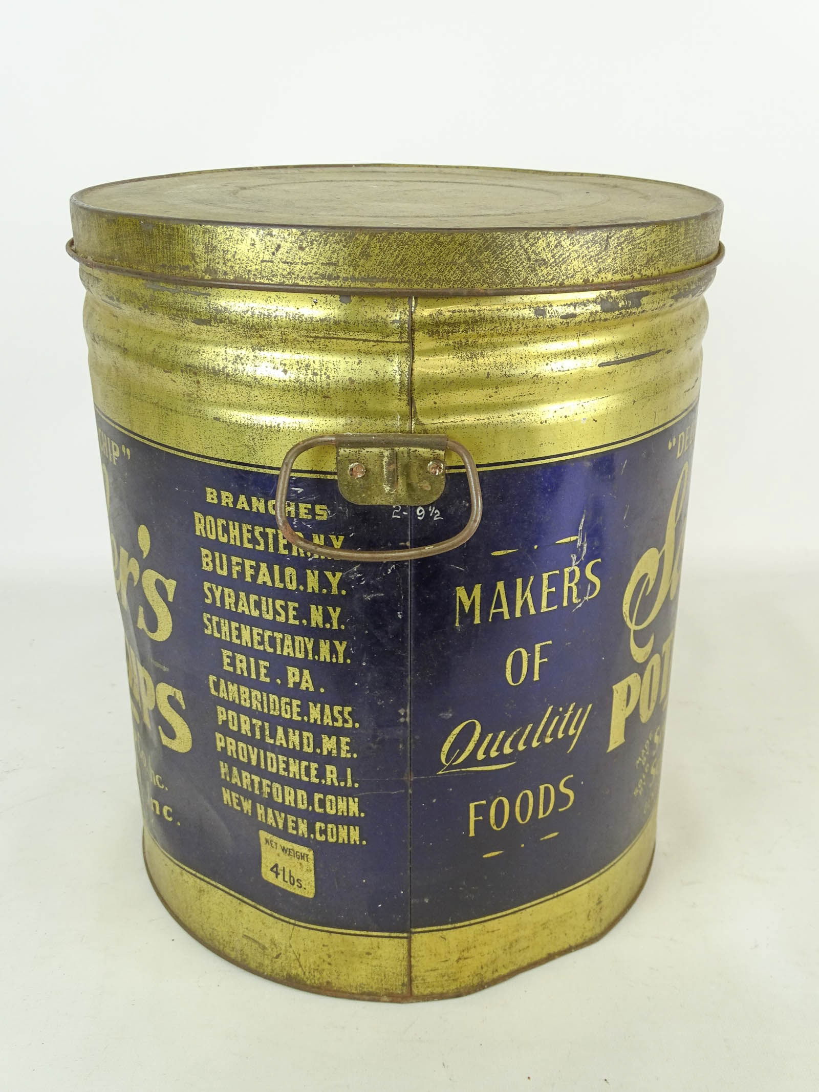 Tin and Crate Lot - 7