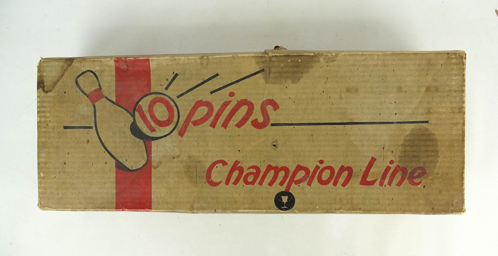 Bowling Pin Set: Vintage bowling pin set in original box. Box overall 23" x 9" x 3 1/2". Pins 7" Ht..