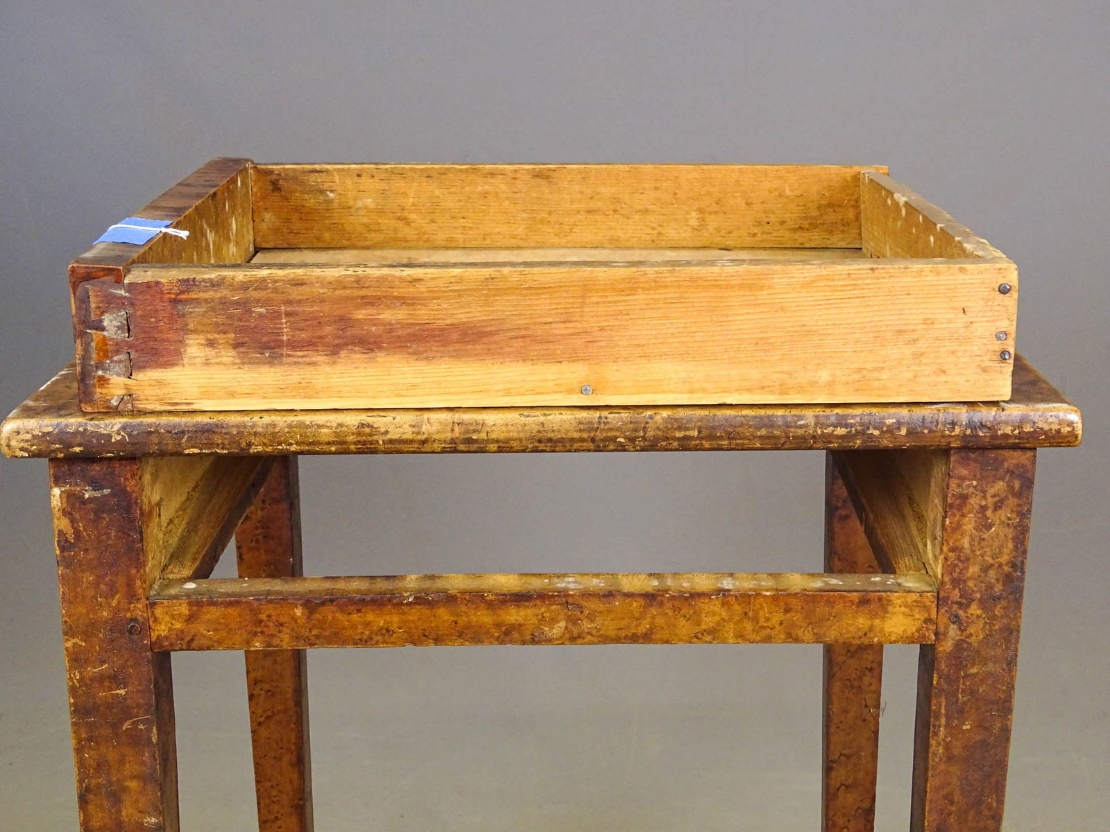 19th c. Hepplewhite Single Drawer Stand - 11