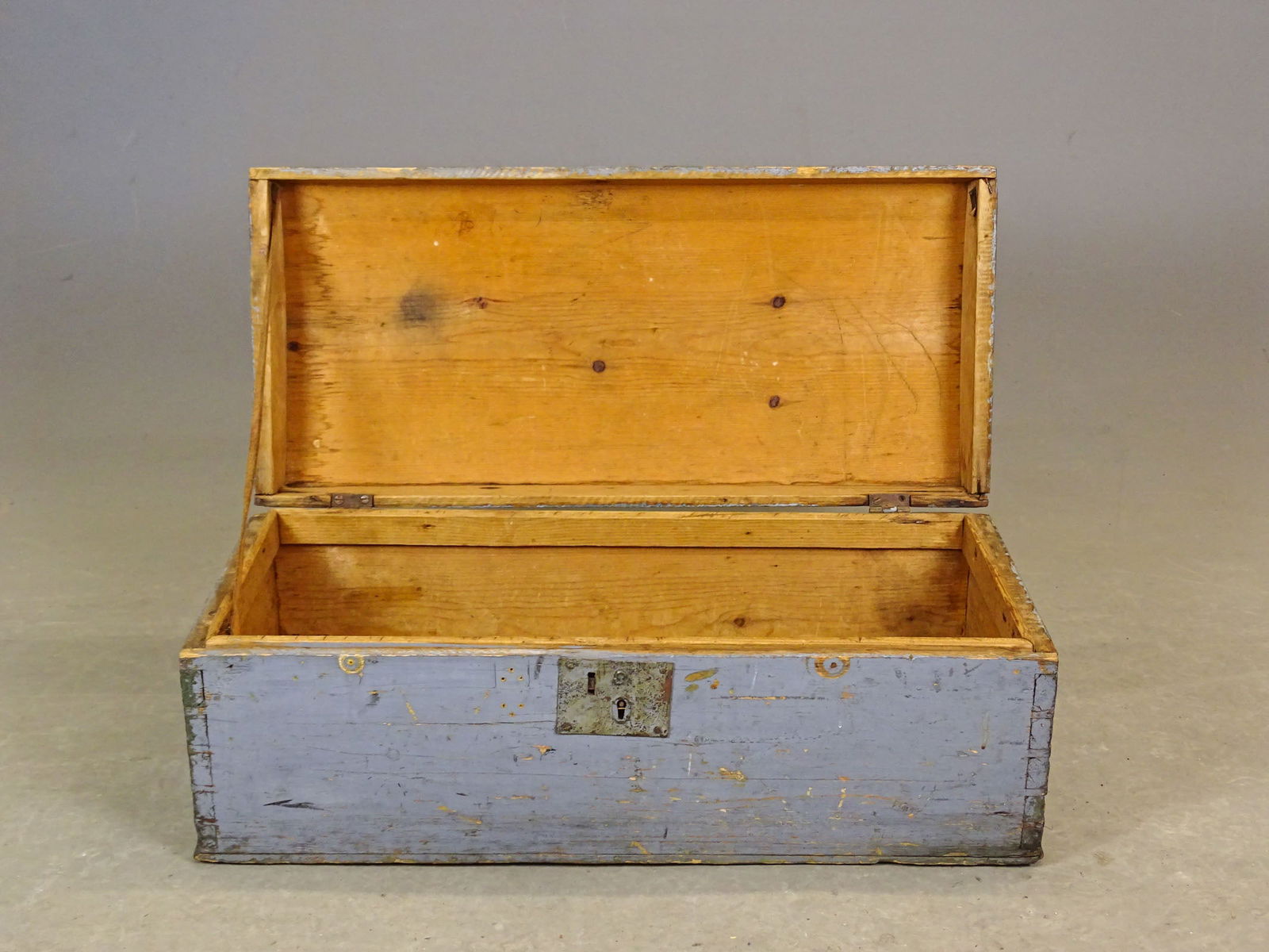 19th c. Dometop Box - 3
