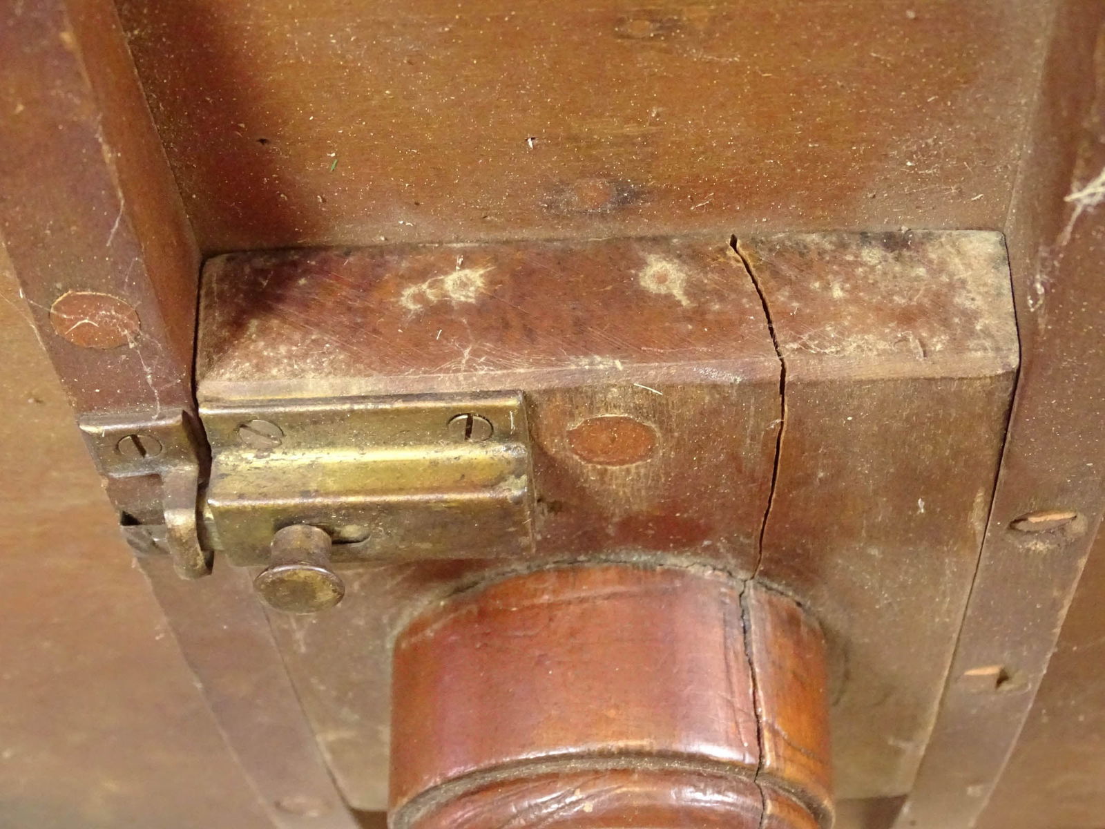 19th c. Tilt Top Candlestand - 7