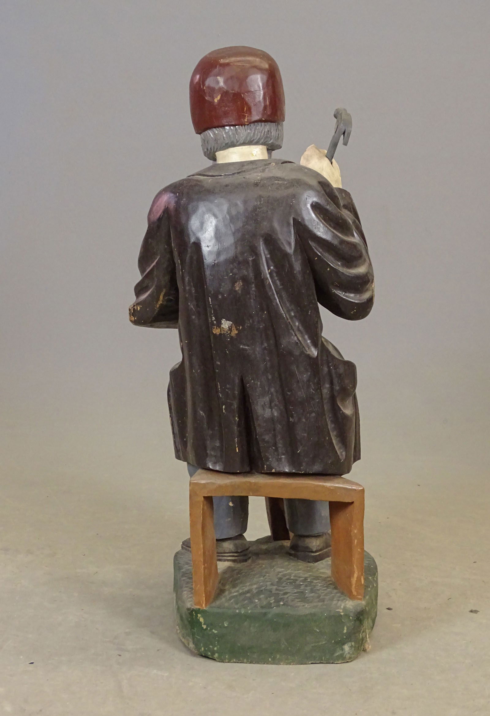 Wooden Cobbler Statue - 6
