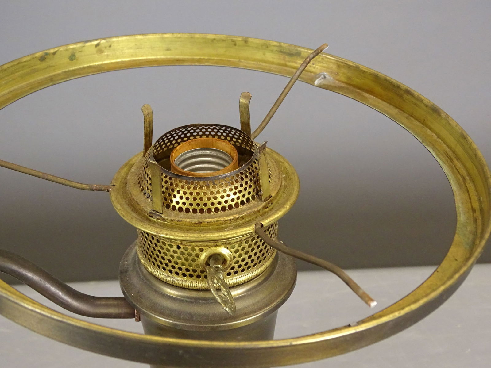 Student Lamp Lot - 8