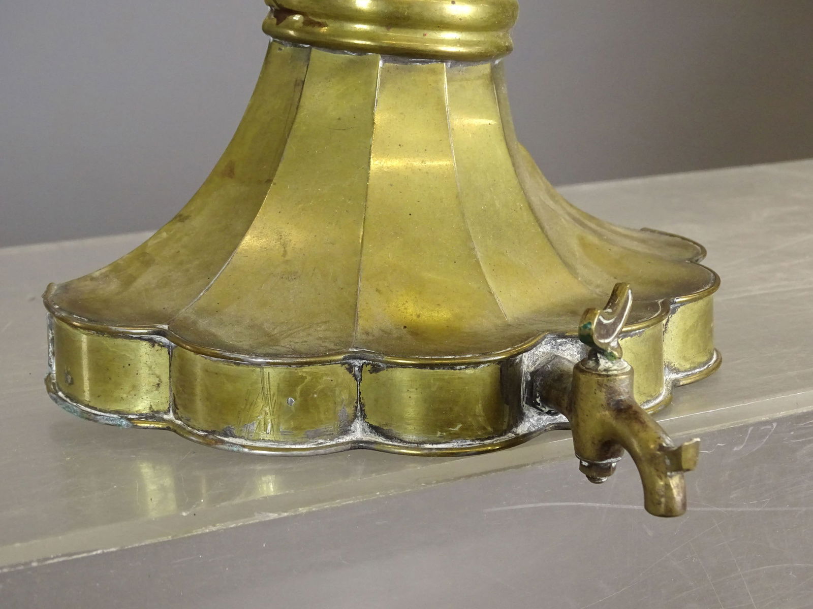 Metalware and Lantern Lot - 15