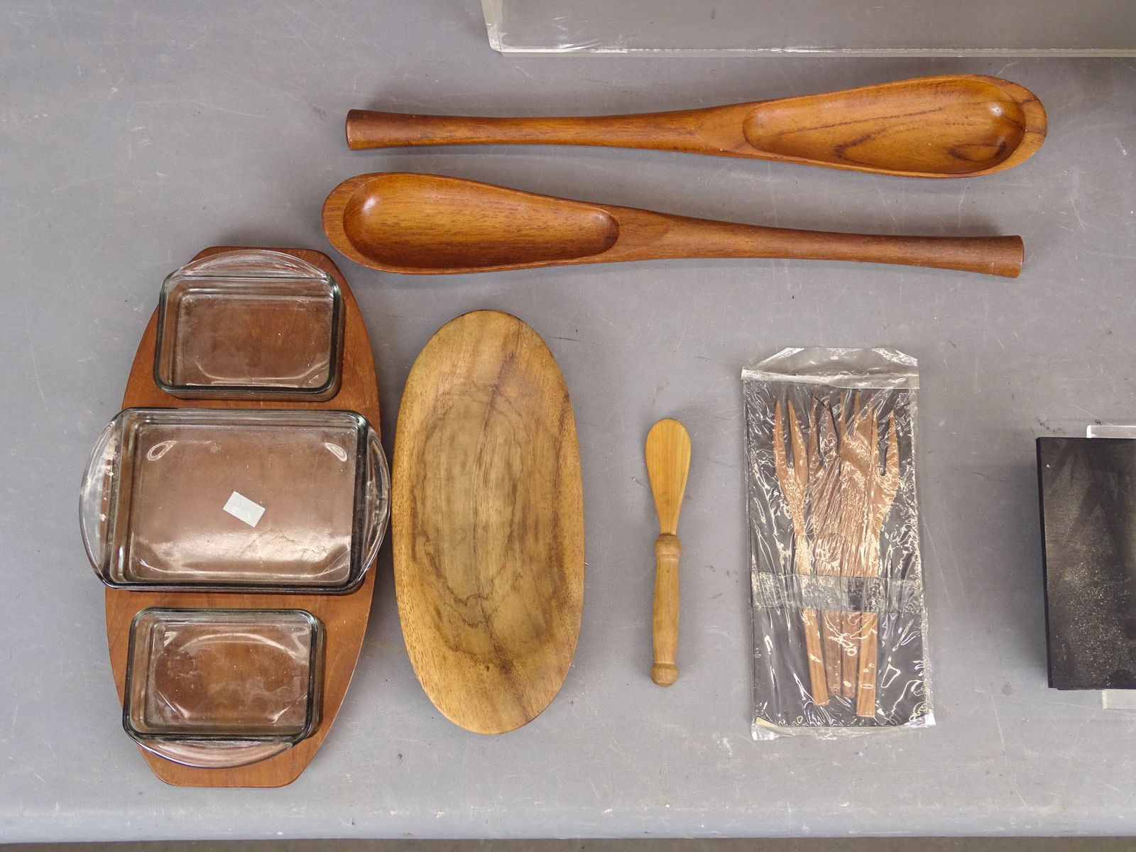 Mid-Century Modern Collection - 5