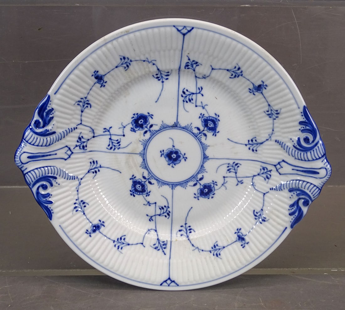 Porcelain and Misc. Lot - 14