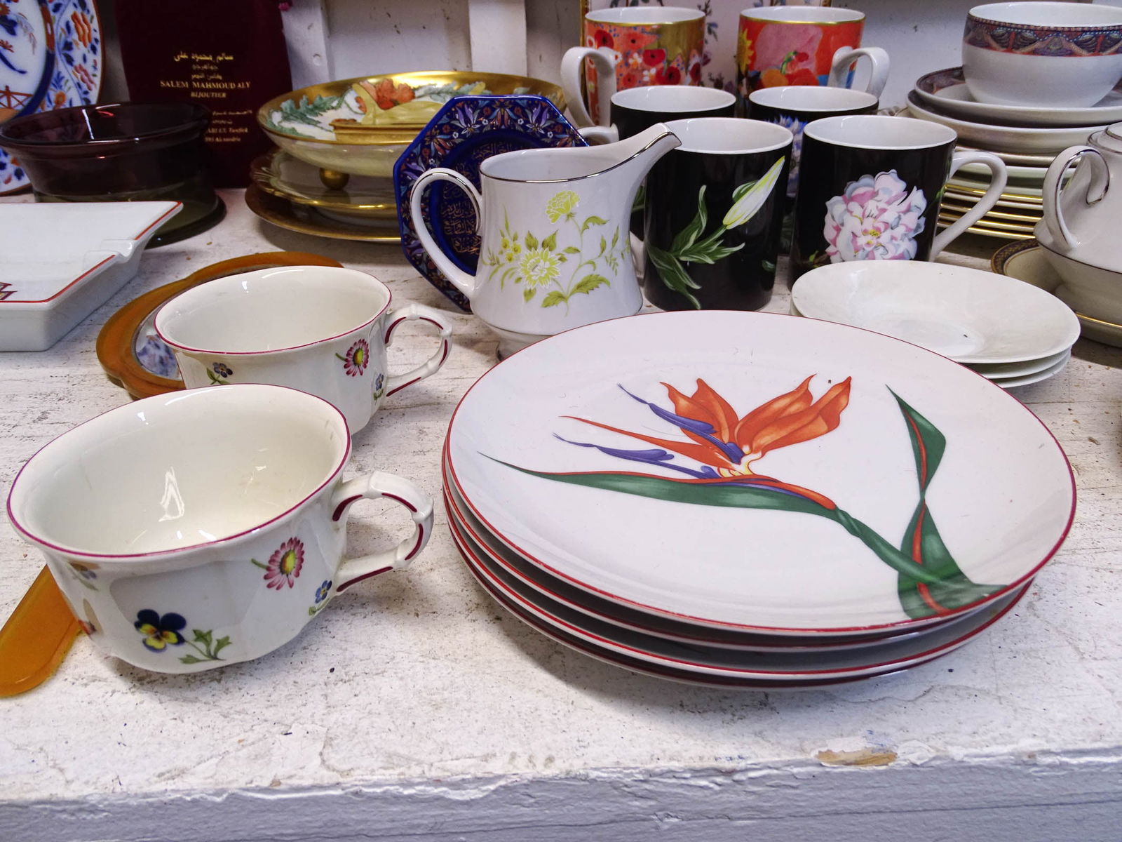 Large Porcelains Lot - 10