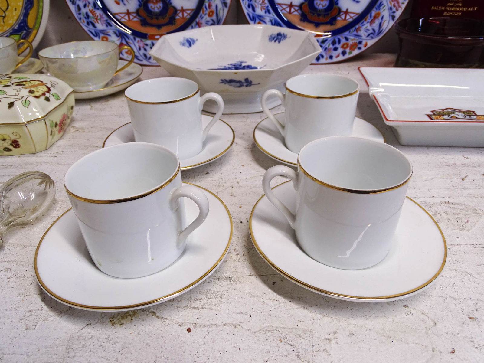 Large Porcelains Lot - 8