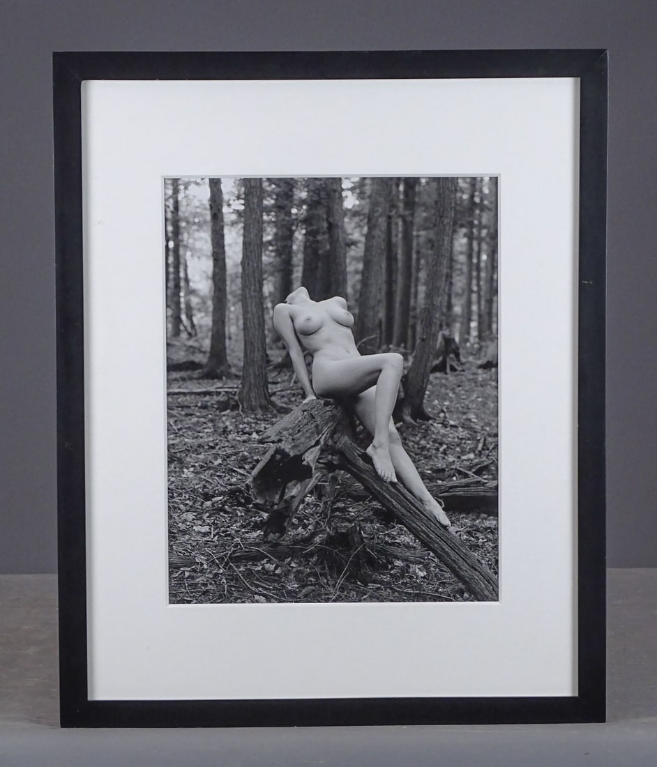 Leif Zurmuhlen (active United States): Leif Zurmuhlen (active United States), photograph, black and white nude. Overall in frame 21 1/2" x 17 1/2".