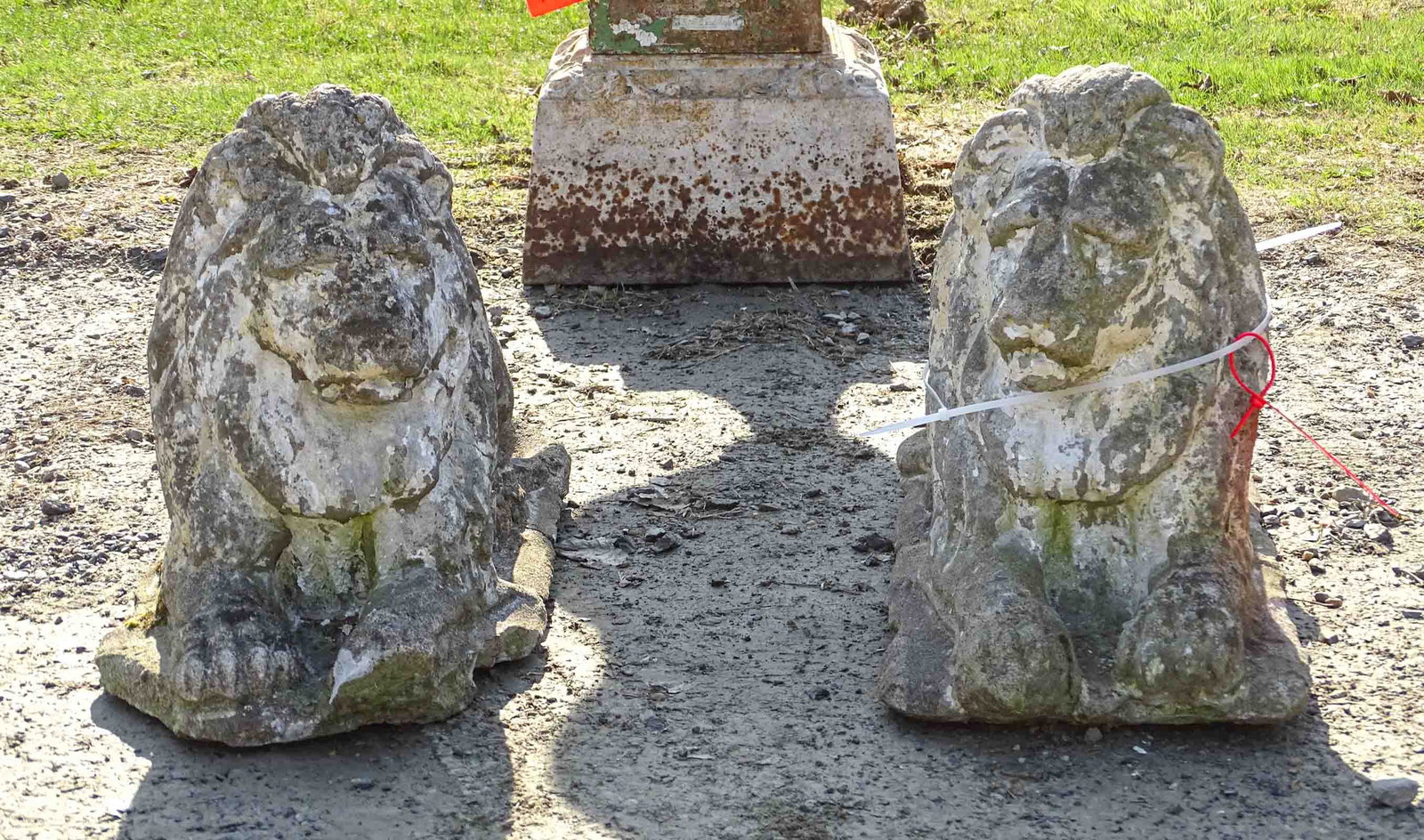 Pair Poured Stone Lions (1 of 5)