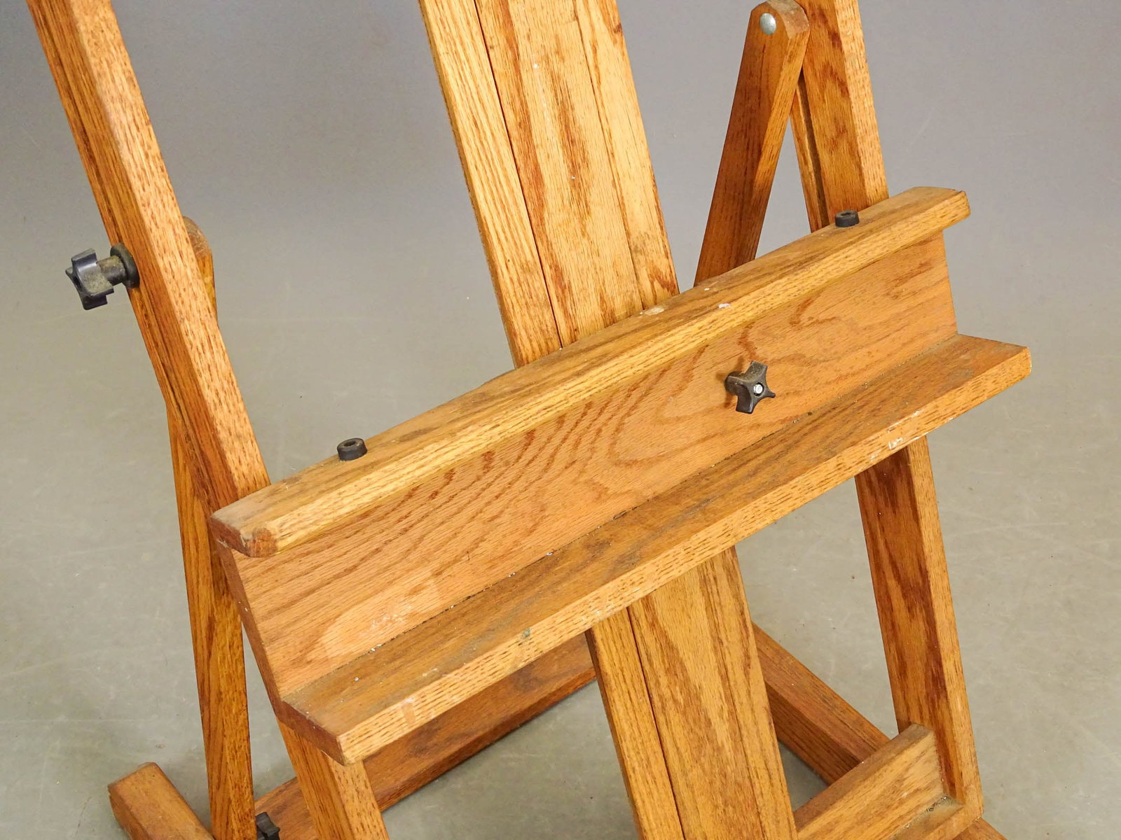 Easel - 2