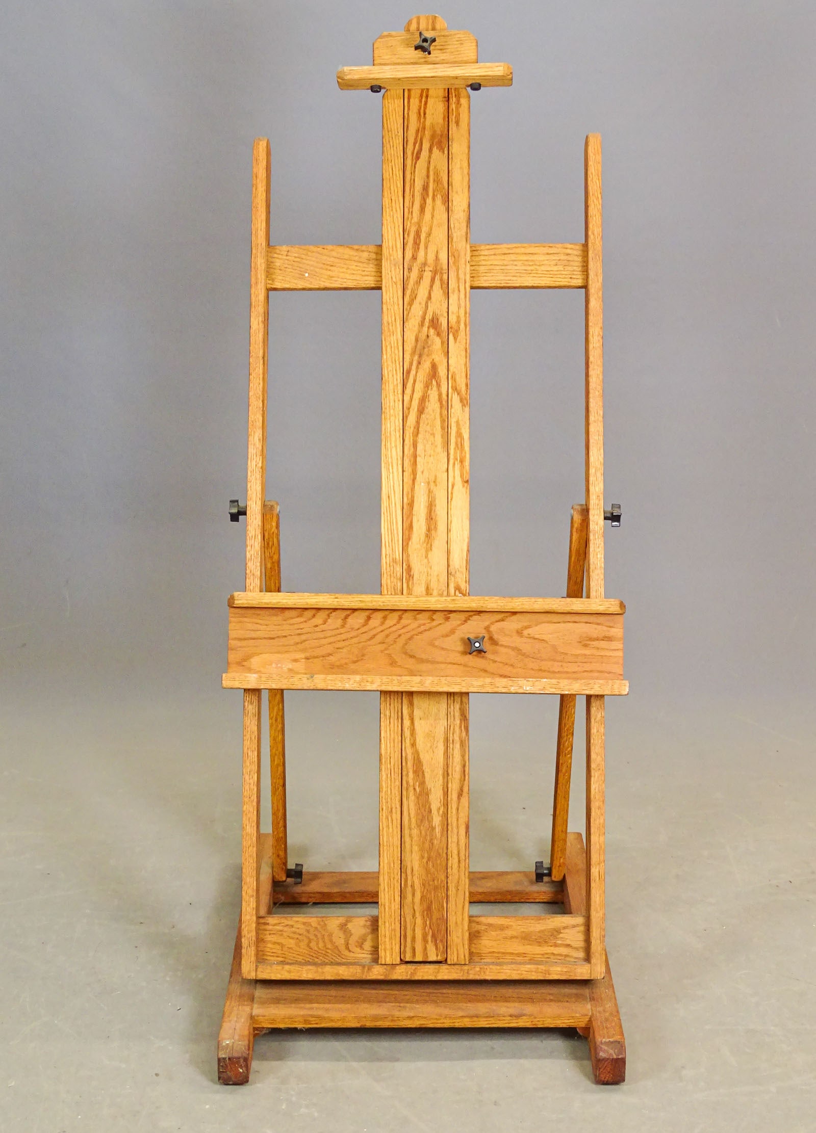 Easel - 3