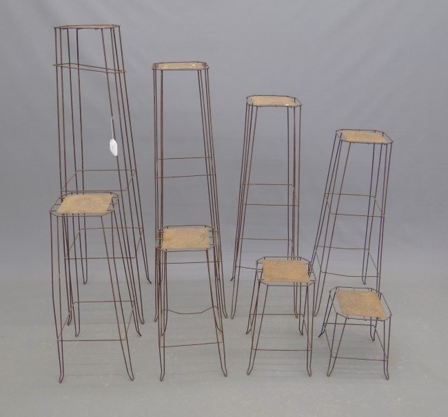 Nesting Plant Stands: Nesting wire plant stands.
