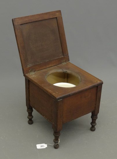 Commode