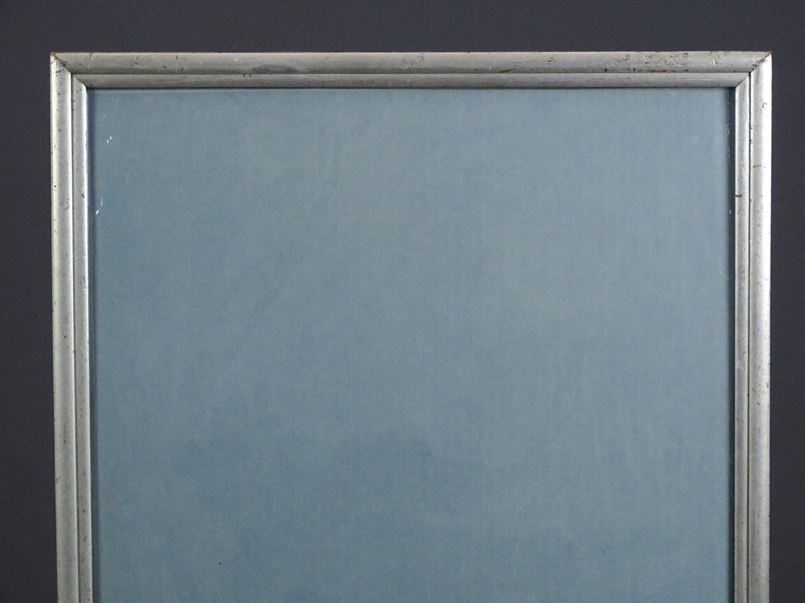Modernist Frame - 2