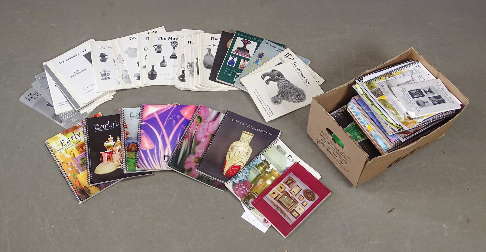 Reference Catalogs: Lot of various reference auction catalogs on early Glass. Includes Early's, Green Valley etc..